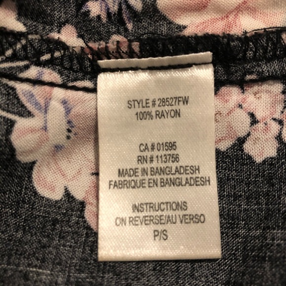 Floral Top - Picture 4 of 4